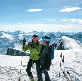 category 1 2 A2Z Travel & Tourism