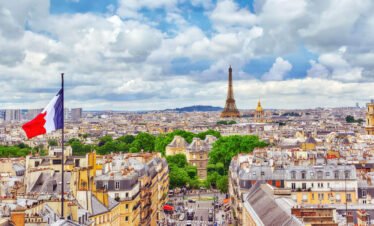 Paris 1 A2Z Travel & Tourism