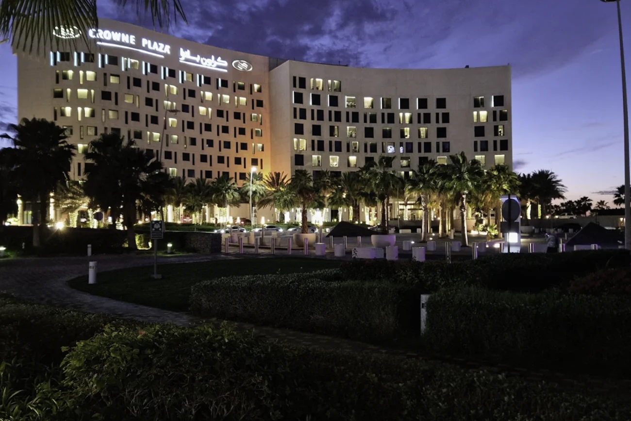 Crowne Plaza Yas Island 5 Star Hotel (Deluxe Plaza View Theme Park Access)