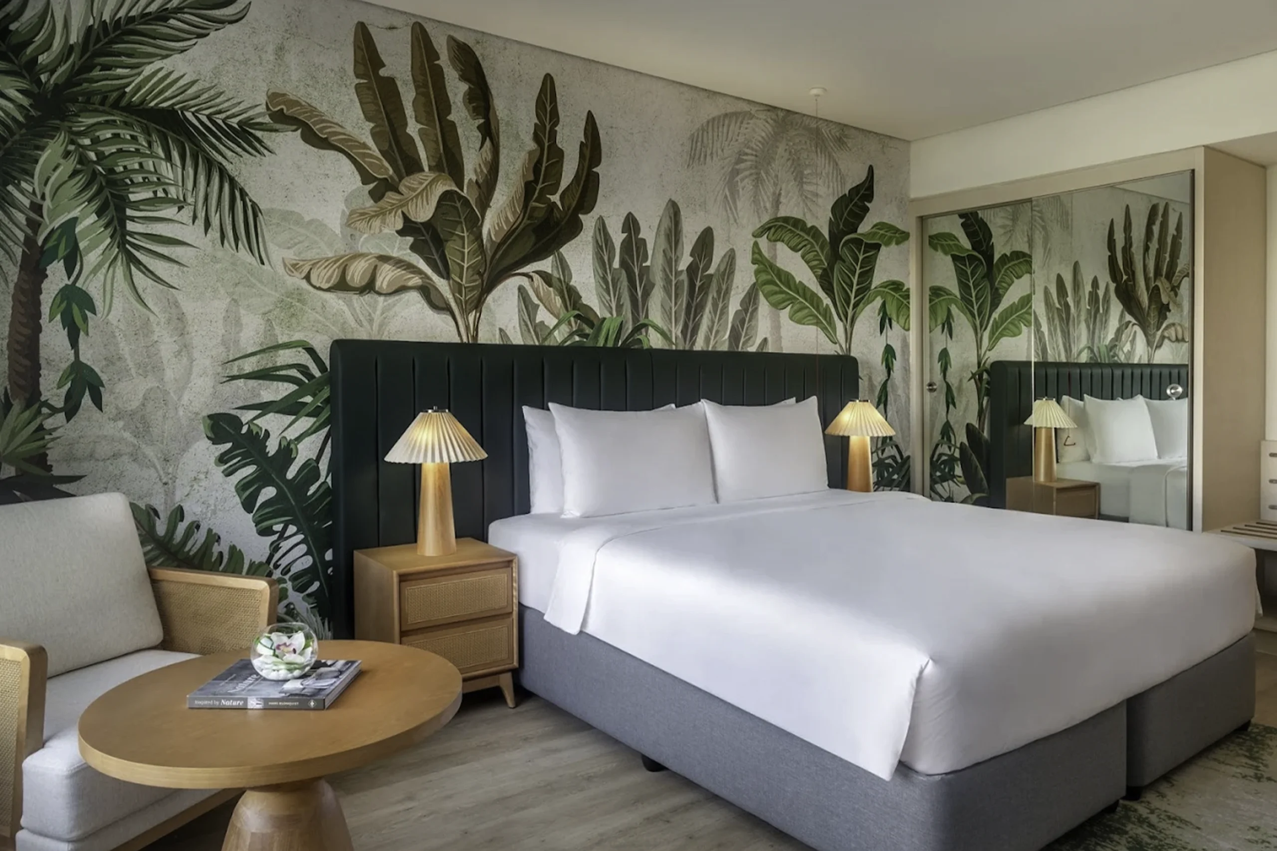 Yas Plaza Mangroves 1 scaled